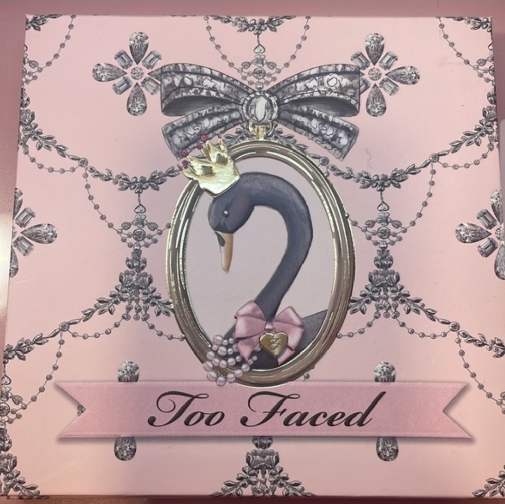 Too Faced Enchanted Dreams Eyeshadow Blush Kit, New No Box, RARE